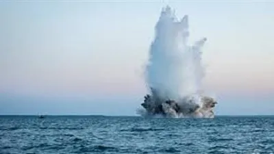 إيران تدفع الحوثيين لزراعة مئات الألغام بالبحر الأحمر