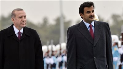 ناشطون: تخلي قطر عن تركيا كان متوقعا