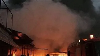شاهد.. حريق ضخم بسوق تجاري في إقليم كردستان