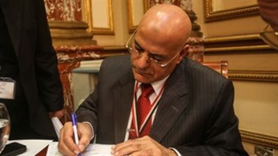 برلماني يطالب بالتأكد من سلامة الوجبات الغذائية قبل توزيعها على المدارس