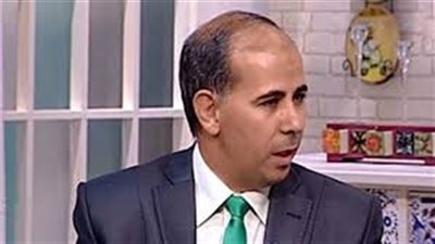 داعية إسلامي يوضح حكم تأخير الاغتسال والصلاة عقب الدورة الشهرية