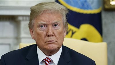 ترامب يصف هجوم بنسلفانيا عمل 