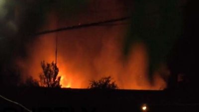 العثور على آلاف القذائف غير المنفجرة إثر احتراق مستودع للذخيرة بأوكرانيا