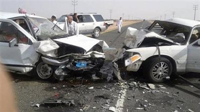 تصادم سيارتين أعلى كوبريي الحرفيين وأكتوبر