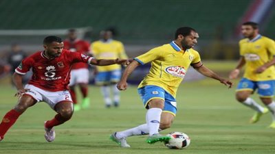 حسني عبد ربه يحذر من لقاء الرجاء المغربي في البطولة العربية