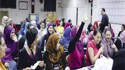 برلماني يقدم مقترحًا للطلاب يغنيهم عن مراكز الدروس الخصوصية 