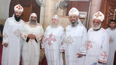 كنيسة الشهيد مار جرجس بسوهاج تحتفل برسامة 206 من أبنائها (صور)