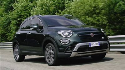 فيات تطلق الموديل الجديد من سيارتها 