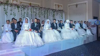 محافظ الإسكندرية يشهد حفل زفاف 100 عريس وعروسة من غير القادرين (صور)