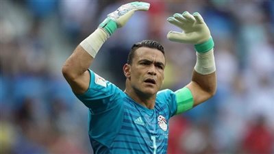 الحضري: رحلت عن الأهلي دون إخطار مدرب حراس الأهلي وقتها