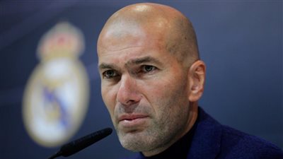 مفاجأة.. لاعبو ريال مدريد يطالبون بعودة زيدان