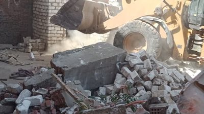 إزالة 25 طن قمامة في حملات أمنية بقطاع أكتوبر