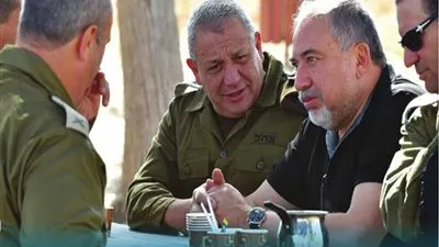 وزير الدفاع الإسرائيلي ينتقد تعطيل قانون إعدام أفراد المقاومة الفلسطينية 