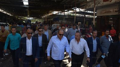 محافظ الغربية يتفقد سوق الجملة للخضر والفواكة (صور)