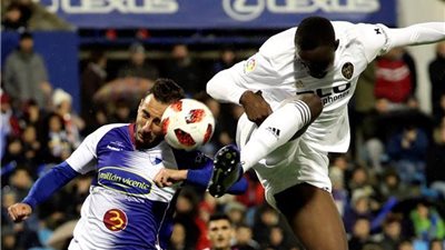 فالنسيا يعبر إيبرو بشق الأنفس.. وليفانتي يتعادل مع لوجو بكأس إسبانيا