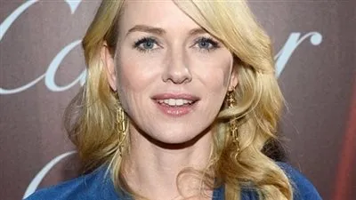 ناعومي واتس تتعاقد على بطولة سلسلة 