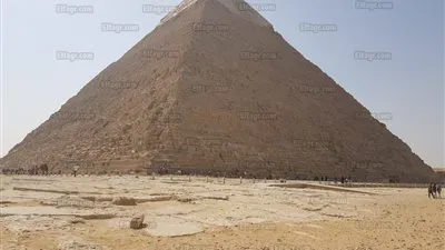 الآثار تفتح هرم خفرع للزيارة وتغلق هرم 