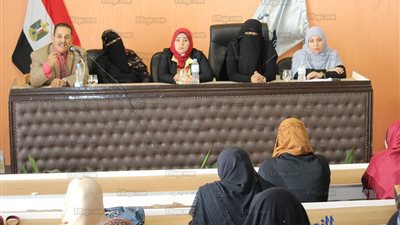 ندوة تعريفية بدور 