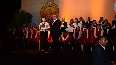 كورال الأطفال يتألق في تقديم فقراته الفنية بحضور مجدي صابر (صور)