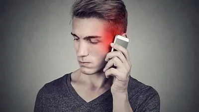 دراسة تؤكد الصلة بين الهواتف المحمولة والسرطان