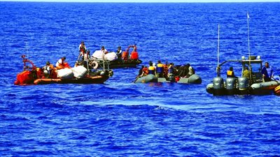 السبسي: لا سبيل إلى قبول مهاجرين في تونس