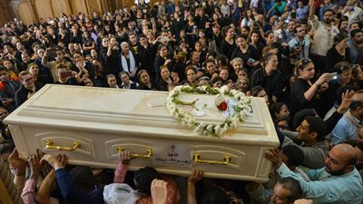 كل هذا ليس حقيقي يا أمي.. 'حادث المنيا الإرهابي' مازال لدينا عُمر نعيشه (صور)