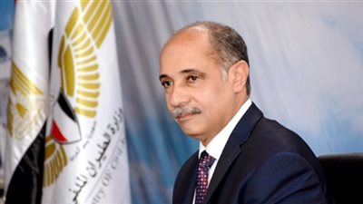 وزير الطيران المدني ينعى شهداء حادث دير الأنبا صموئيل بالمنيا