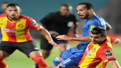 قبل نهائي أفريقيا بساعة.. الحكم الجزائري يثير قلق الأهلوية