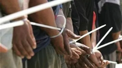 ضبط 9 متهمين بحوزتهم 8 أسلحة نارية في حملات أمنية بكفر الشيخ