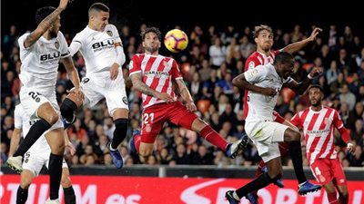 فالنسيا يسقط أمام جيرونا ويقترب من منطقة الخطر