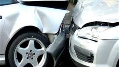 حادث تصادم بين سيارتين بمطلع كوبري السيدة عائشة