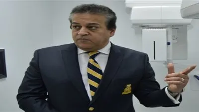 وزير التعليم العالي يعتمد 170 منحة في برنامج علماء الجيل القادم