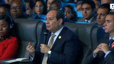 عاجل.. توصية مهمة للرئيس السيسي بشأن مواقع التواصل الاجتماعي