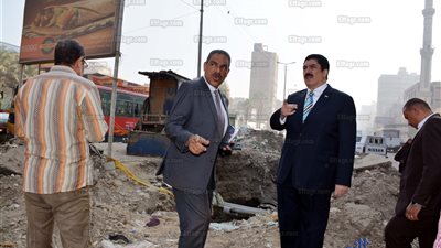 محافظ القليوبية يفاجئ شبرا الخيمة: حملات لإزالة الإشغالات بالتنسيق مع مدير الأمن (فيديو وصور)