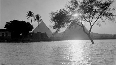 مصر زمان.. منطقة الأهرامات أيام الفيضان (فيديو)