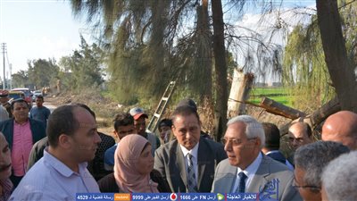 محافظ الدقهلية يقدم العزاء لأسرة فقيد التوك توك 