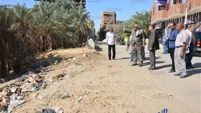 محافظ الوادي الجديد يوجه بضرورة تجميل أحياء الخارجة القديمة