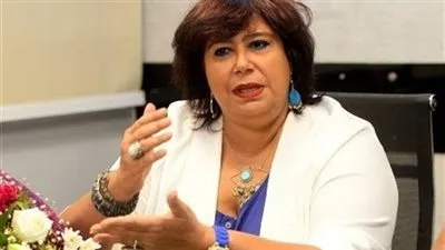 وزيرة الثقافة عن منتدى الشباب: يقدم مصر للعالم بشكل رائع