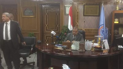 جامعة الأزهر تناشد السيسي بحل أزمة حوادث طلابها المتكررة أمام بوابتها الرئيسية