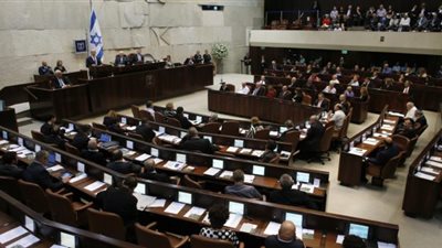 نائب في الكنيست يتهم وزيرة إسرائيلية ببيع جسدها