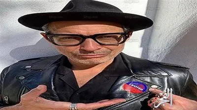 نجوم هوليوود ينشرون لقطات لهم من مشاركتهم بانتخابات المنتصف الأمريكية