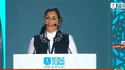 المنسق العام المساعد لمنتدى شباب العالم تعرض فيلمًا تسجيليًا عن الإعداد والتجهيز للمؤتمر