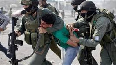 الاحتلال يعتقل 3 فتية فلسطينيين بدعوى التسلل لمستوطنة جنوب بيت لحم