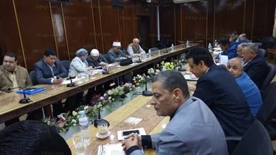 محافظ الدقهلية: حصر شامل للمدارس ذات الدور الواحد والدورين لتطويرها