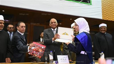 الأزهر محل آمال وتطلعات المسلمين.. أبرز رسائل حفل تكريم أوائل الثانوية الأزهرية