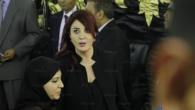 مادلين طبر تشارك في عزاء حمدي قنديل (صور)