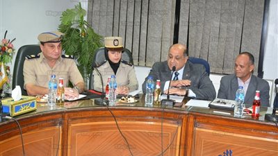 خلال الاجتماع الأول للجنة العامة لحماية الطفل برئاسة محافظ سوهاج: نستهدف تحسين أوضاع 4000 طفل  