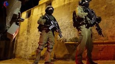 الاحتلال يعتقل 3 فلسطنيين في الضفة الغربية