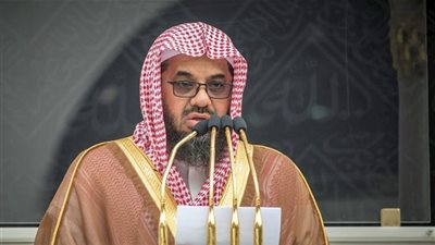 إمام الحرم المكي: اللسان سلاح ذو حدين من أساء استعماله عاد عليه بالحسرة