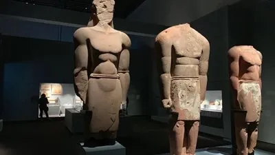 العربية - السعودية| ملوك من 3 آلاف عام يطوفون العالم ويشرحون تاريخ المملكة